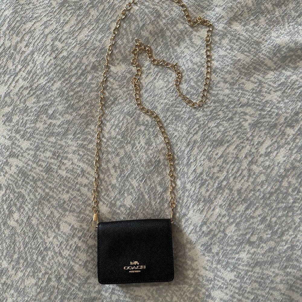 Coach wallet purse with chain Like New!